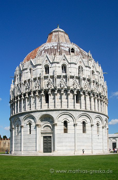 08 August.JPG - Baptisterium in Pisa
